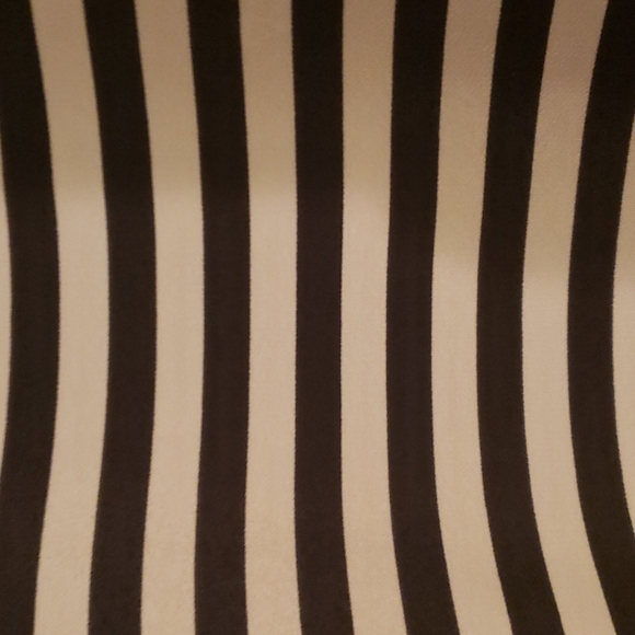 $15 or 2/$20!Christopher & Banks Striped Black & White Short Sleeve Large Petite - Picture 2 of 7